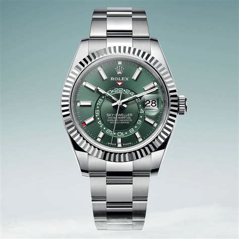 rolex skydweller silbert|rolex sky dweller 336934 red.